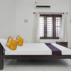 Hotel Spot On Blissful Kochi